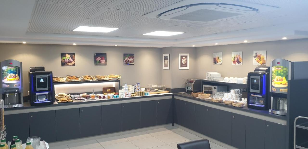 Hotel Akena Aeroport Charles De Gaulle - Saint Witz Saint-Witz Exterior foto